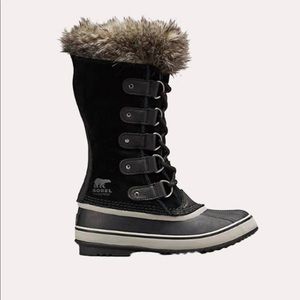 Sorel Joan of Arctic Black Boots Size 10.